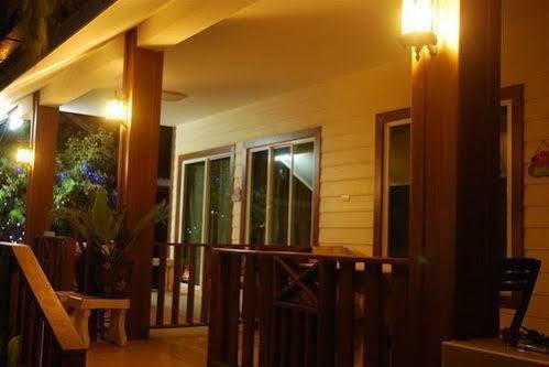 Hotel Baan Im Em Pattaya Exterior foto